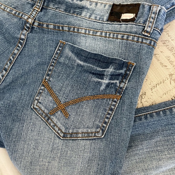 Billabong Flare Distressed Jeans, Sz 7L - Picture 10 of 13